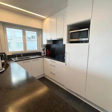 Stylish 3-bedroom With Panoramic Sea View T152 Appartement *