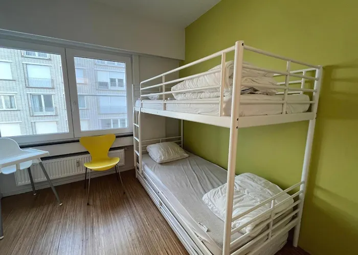 Stylish 3-bedroom With Panoramic Sea View T152 アパート